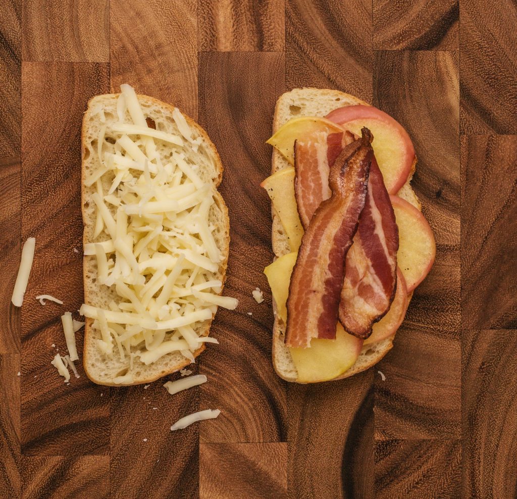 Cheddar, Apple & Bacon Grilled Cheese